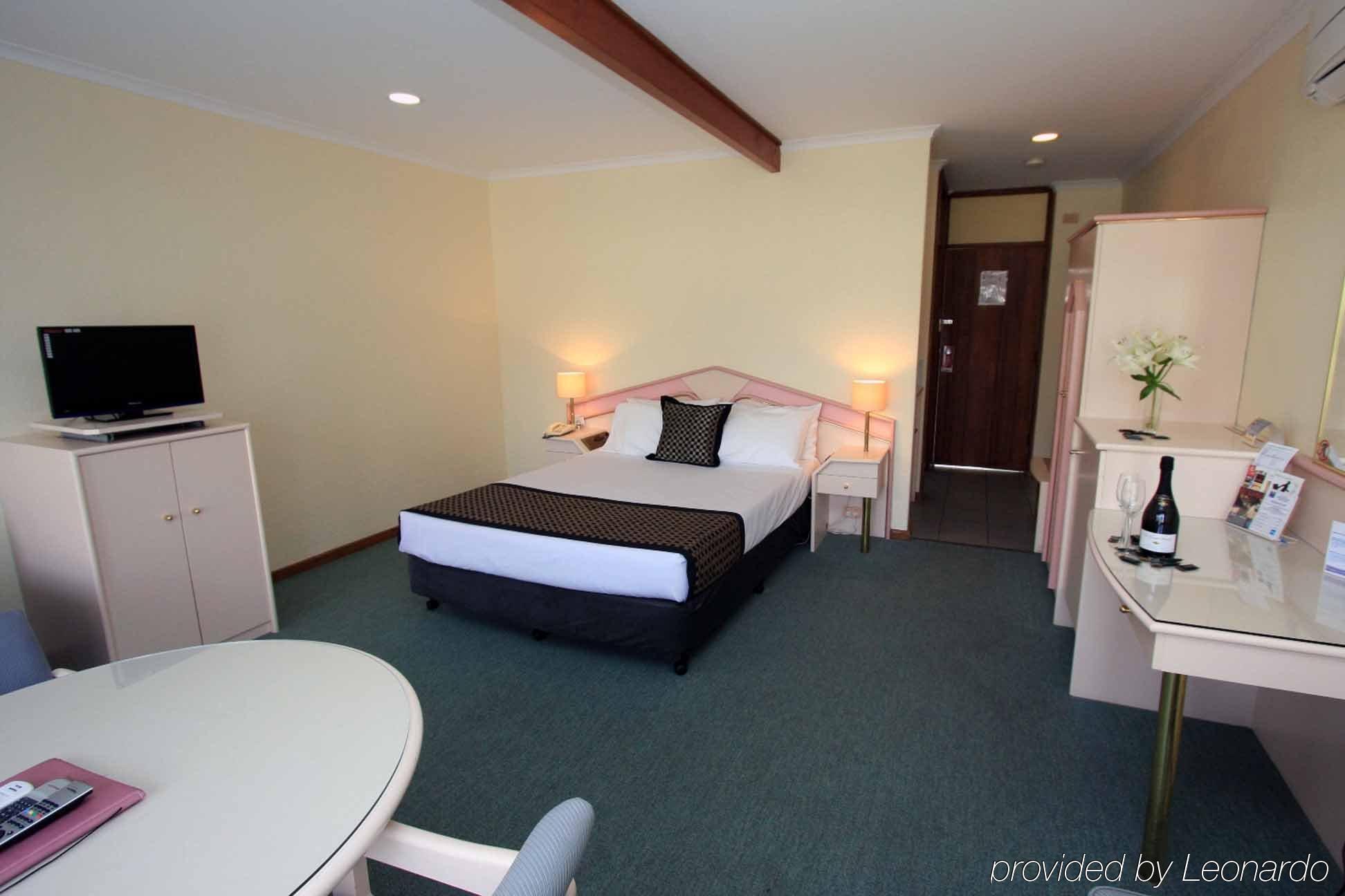 William Macintosh Motor Lodge Наракоорт Номер фото