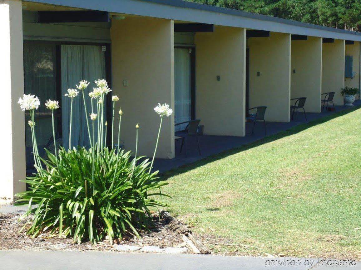 William Macintosh Motor Lodge Наракоорт Экстерьер фото