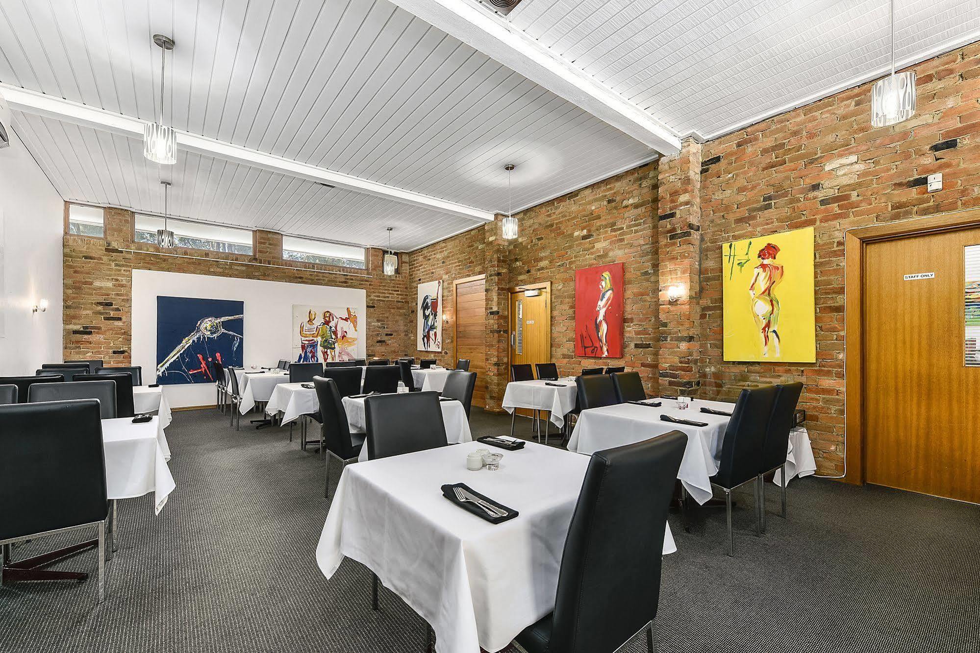 William Macintosh Motor Lodge Наракоорт Экстерьер фото